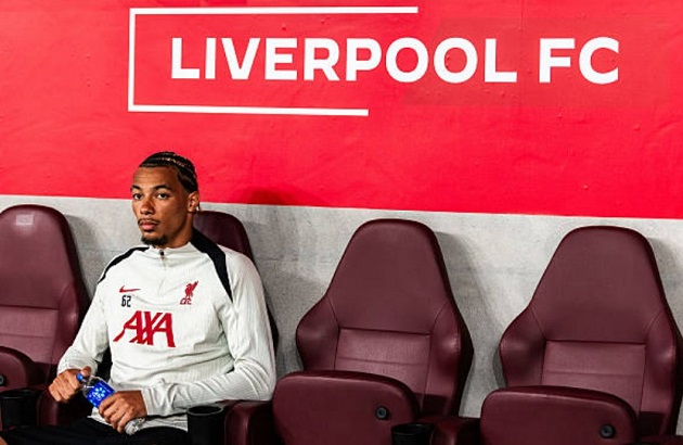 Liverpool đấu Yokohama F. Marinos: Sự ra mắt của Ekitike và thử nghiệm chiến thuật mới