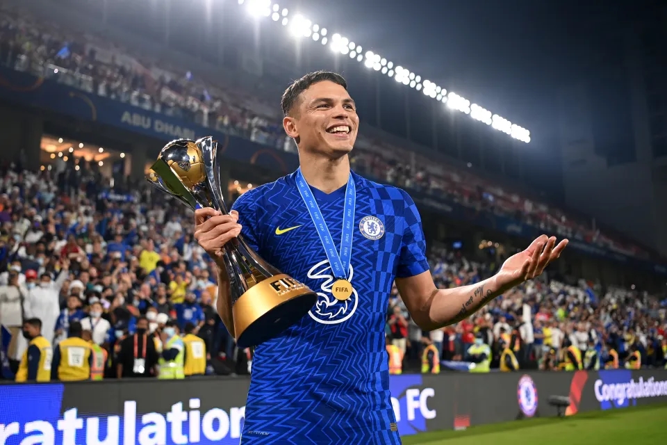 Thiago Silva trở lại Stamford Bridge: Trận đấu đầy cảm xúc giữa quá khứ và hiện tại